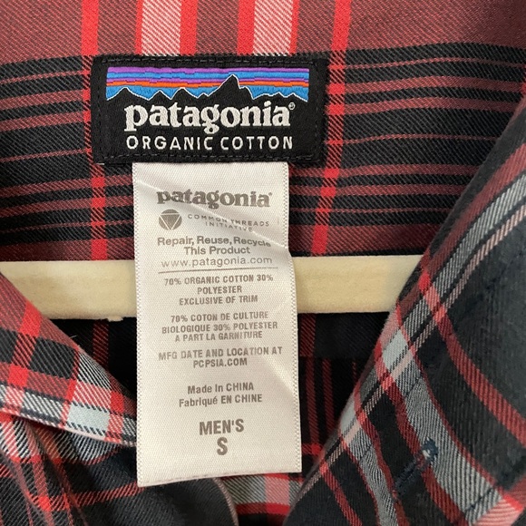 Patagonia Button-Up - Picture 3 of 7